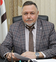 آقای میخایل اسکورات